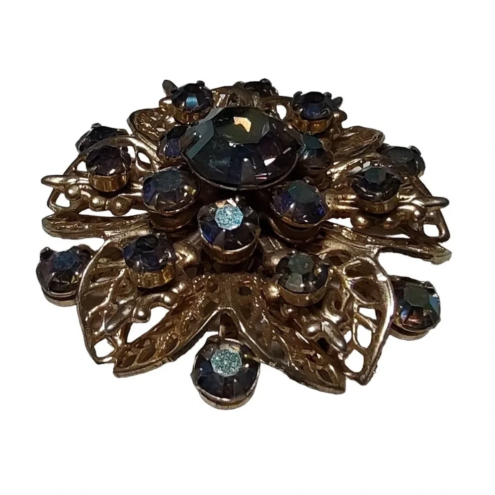 Vintage Brooch Pin Blue Purple Aurora Borealis Goldtone Fillagree Pronged 1.5 in